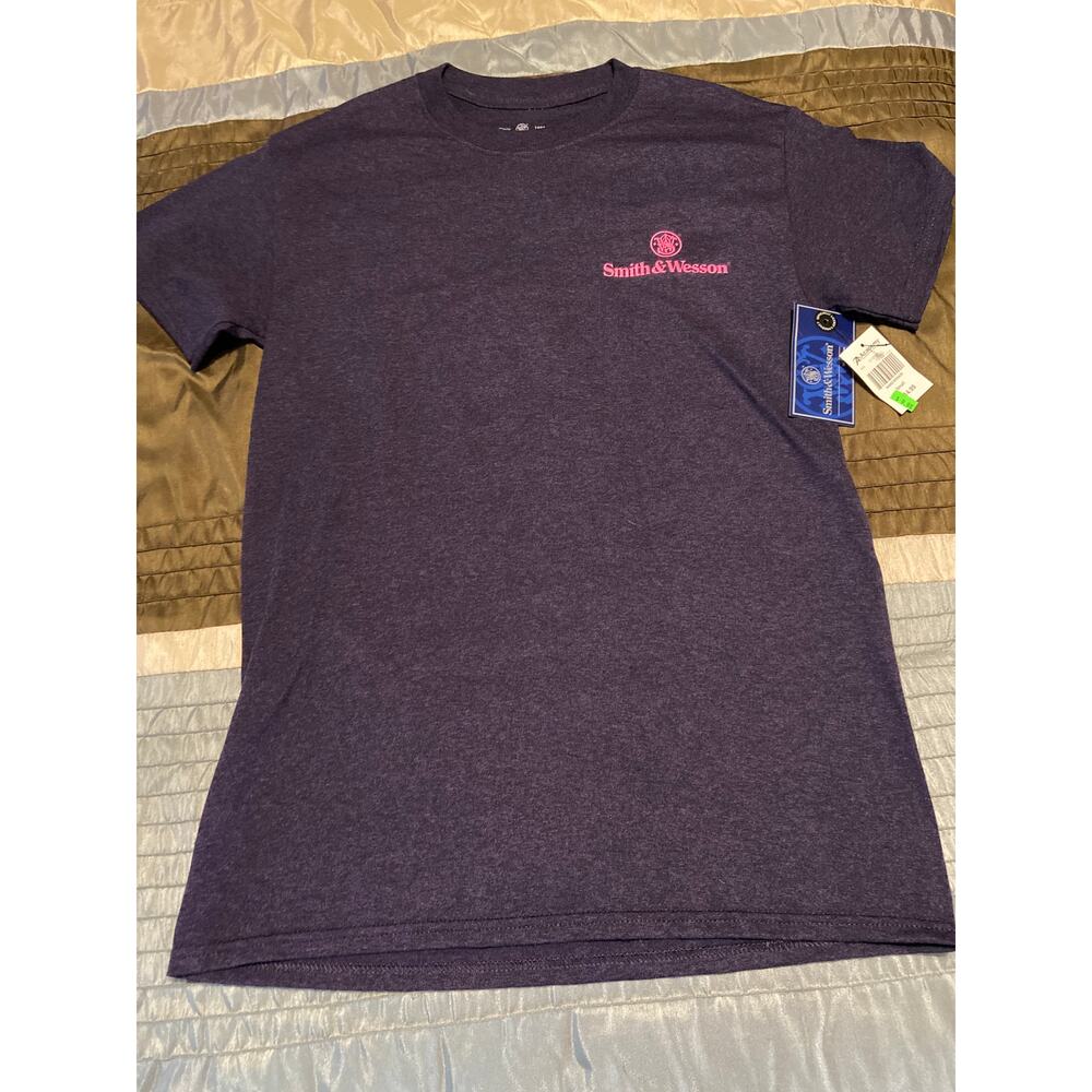 Smith and Wesson purple and pink gun T-Shirt Tee NWT size Small (S)